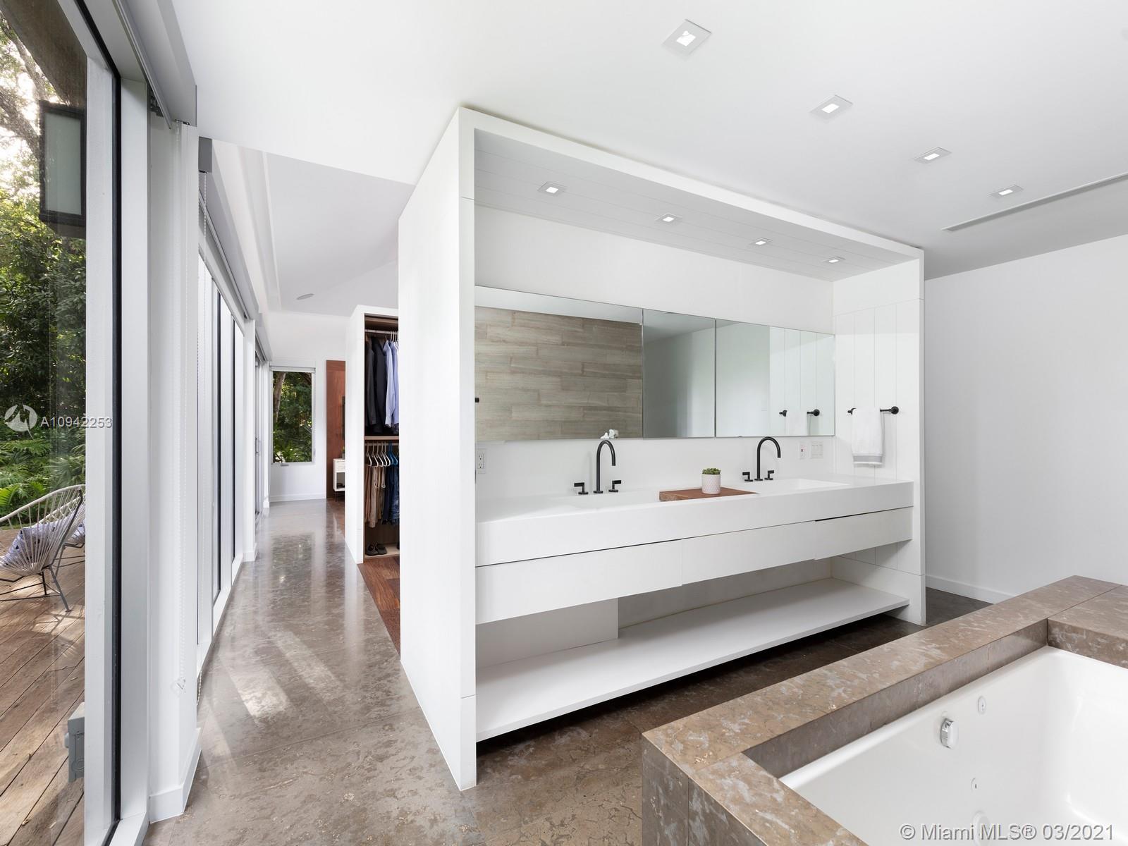 HI-VIEW ACRES - Residential