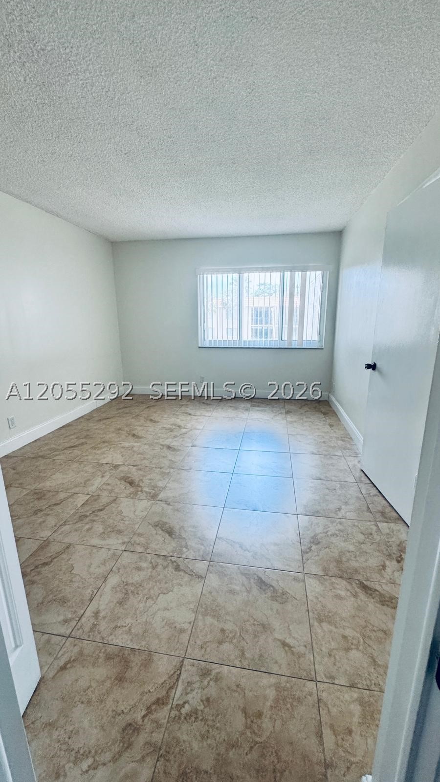 BUILDING ONE OF RACQUET C - Residential Lease