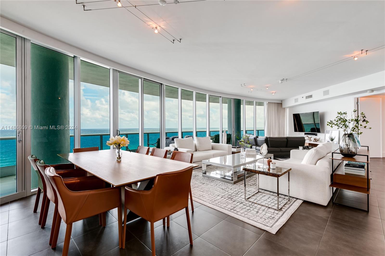 THE RESIDENCES AT THE BAT - Residential