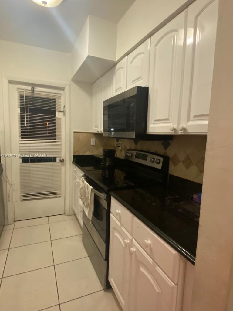 GREAT 1/1 CONDO UNIT,ASSESSMENT ARE PAID. LOW MAINTENANCE. TILE FLOORS,  MINUTES AWAY TO THE BEACHES, UPSCALE SHOPPING AND RESTAURANTS. SITUATED IN A QUITE APPEALING AREA. GREAT OPPORTUNITY TO OWN IN HEART OF BAY HARBOR !!! 
ONE PARKING SPACE ASIGNED. WALKING DISTANCE TO THE BAY HARBOR SCHOOL. STAINLESS STEEL APPLIANCES. FOR SALE AS IS WHERE IT IS. AGENT MUST DO THE DILIGENCY WITH THE PROPERTY MANAGER OF THE BUILDING. YOU CAN RENT THIS PROPERTY ANNUALLY INMEDIATELLY.