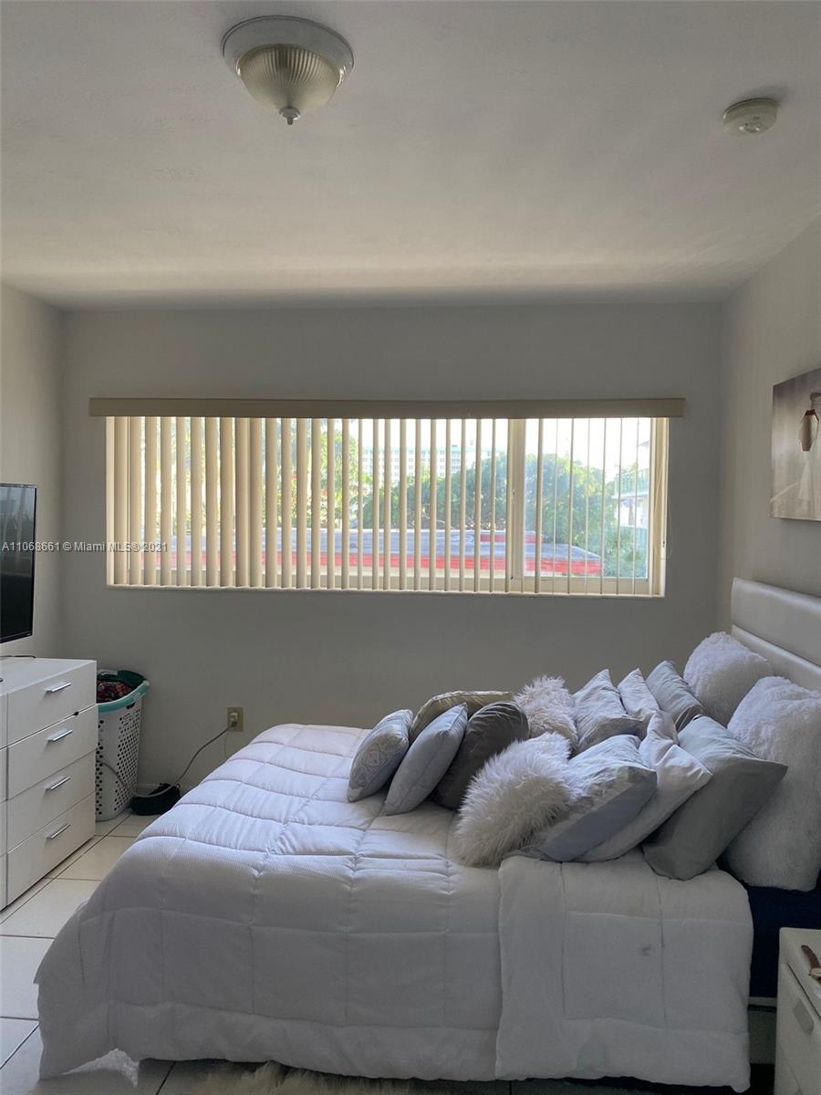 AMBASSADOR PLACE CONDO - Residential