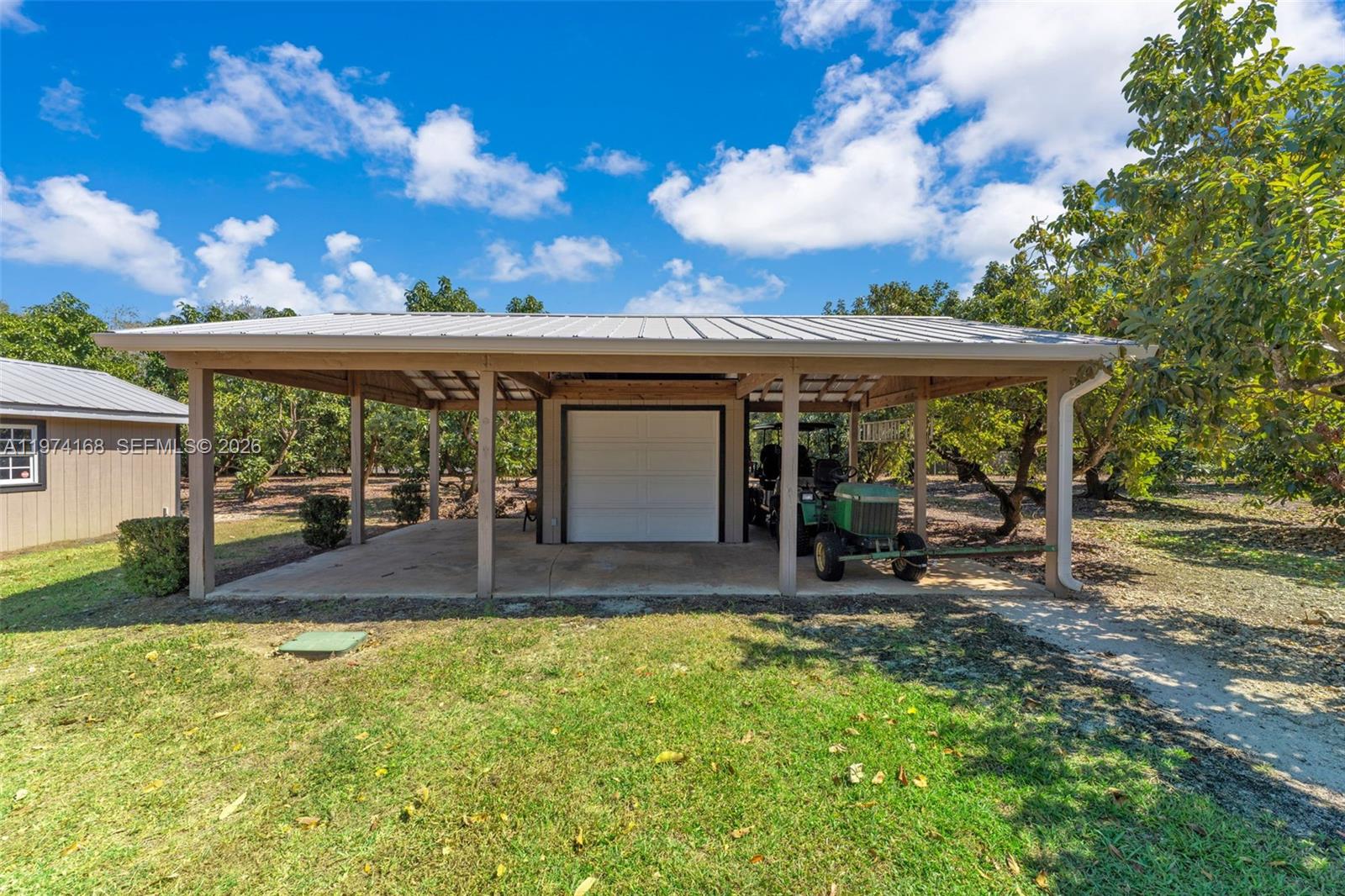 ACREAGE & UNREC - Residential