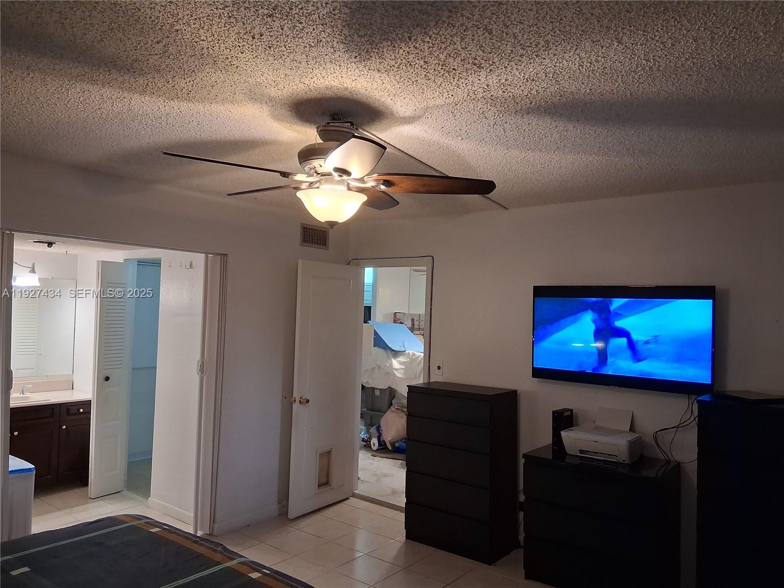 SUNRISE ISLAND CONDOMINIU - Residential