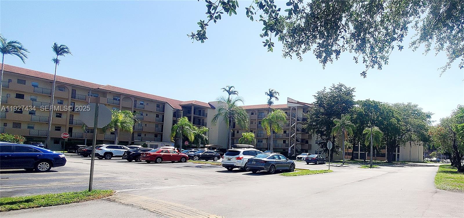 SUNRISE ISLAND CONDOMINIU - Residential