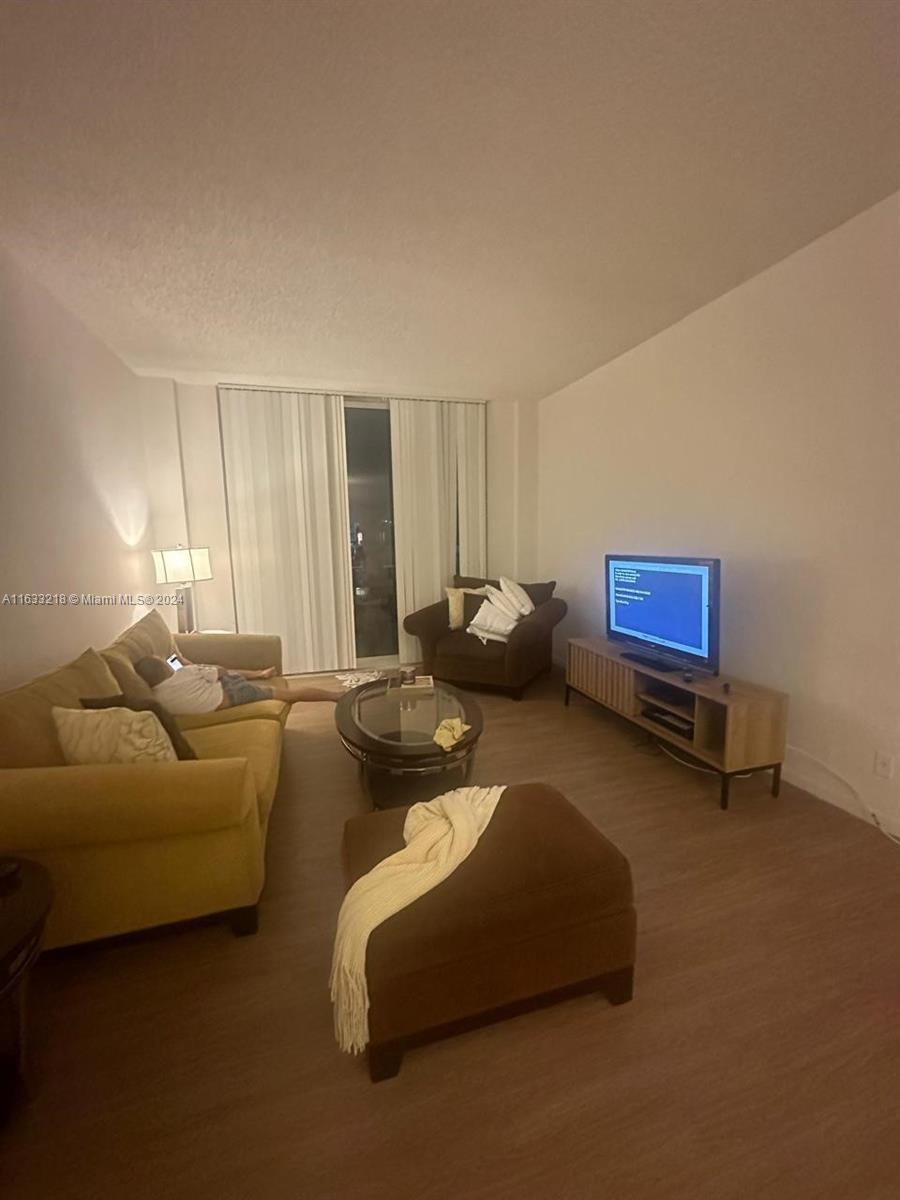 OCEANVIEW BUILDING B COND - Residential