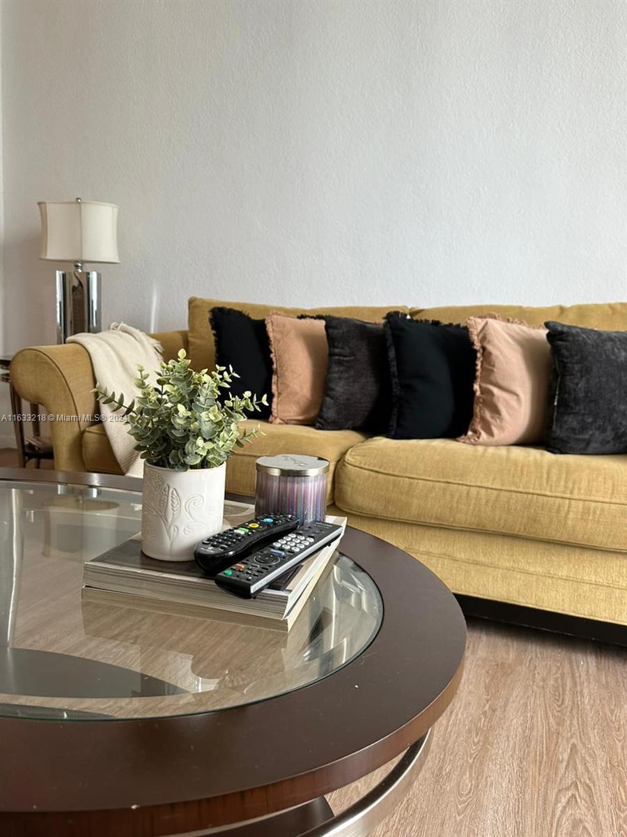 OCEANVIEW BUILDING B COND - Residential