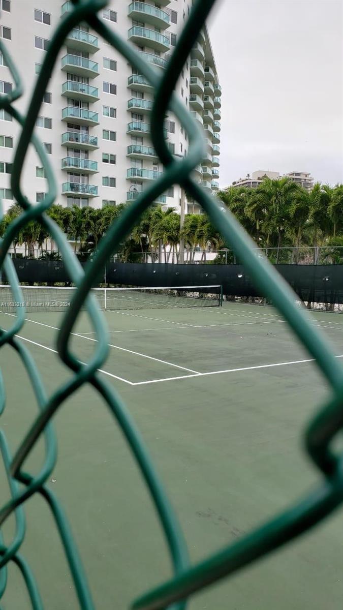 OCEANVIEW BUILDING B COND - Residential