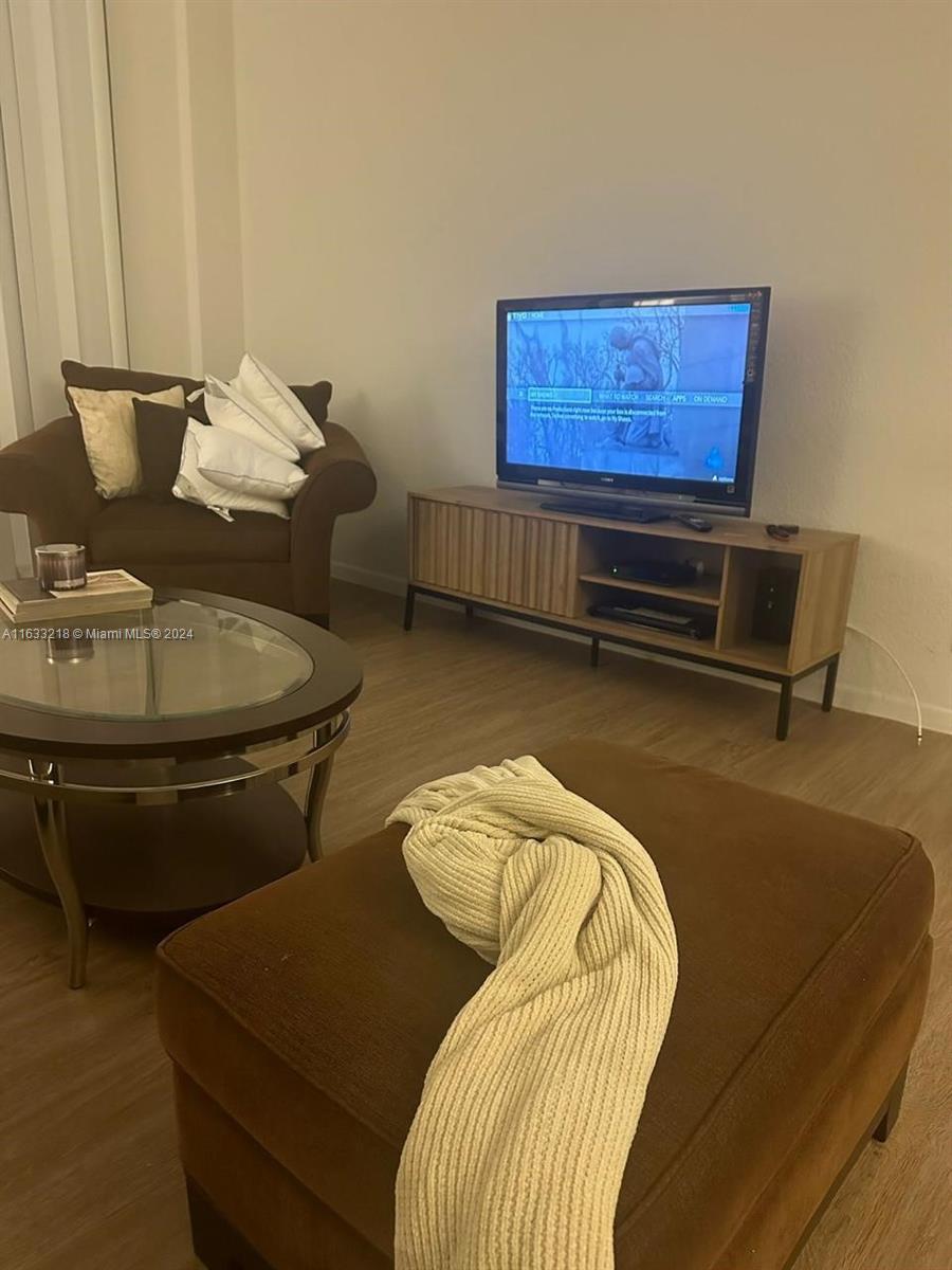 OCEANVIEW BUILDING B COND - Residential