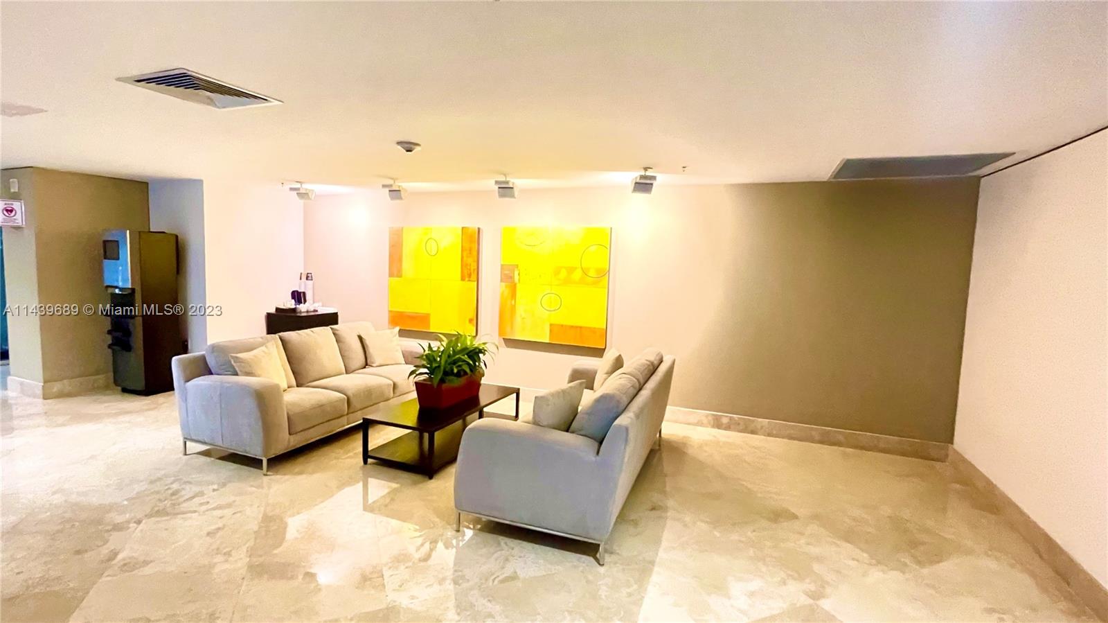 NURIVER LANDING CONDO - Residential Lease
