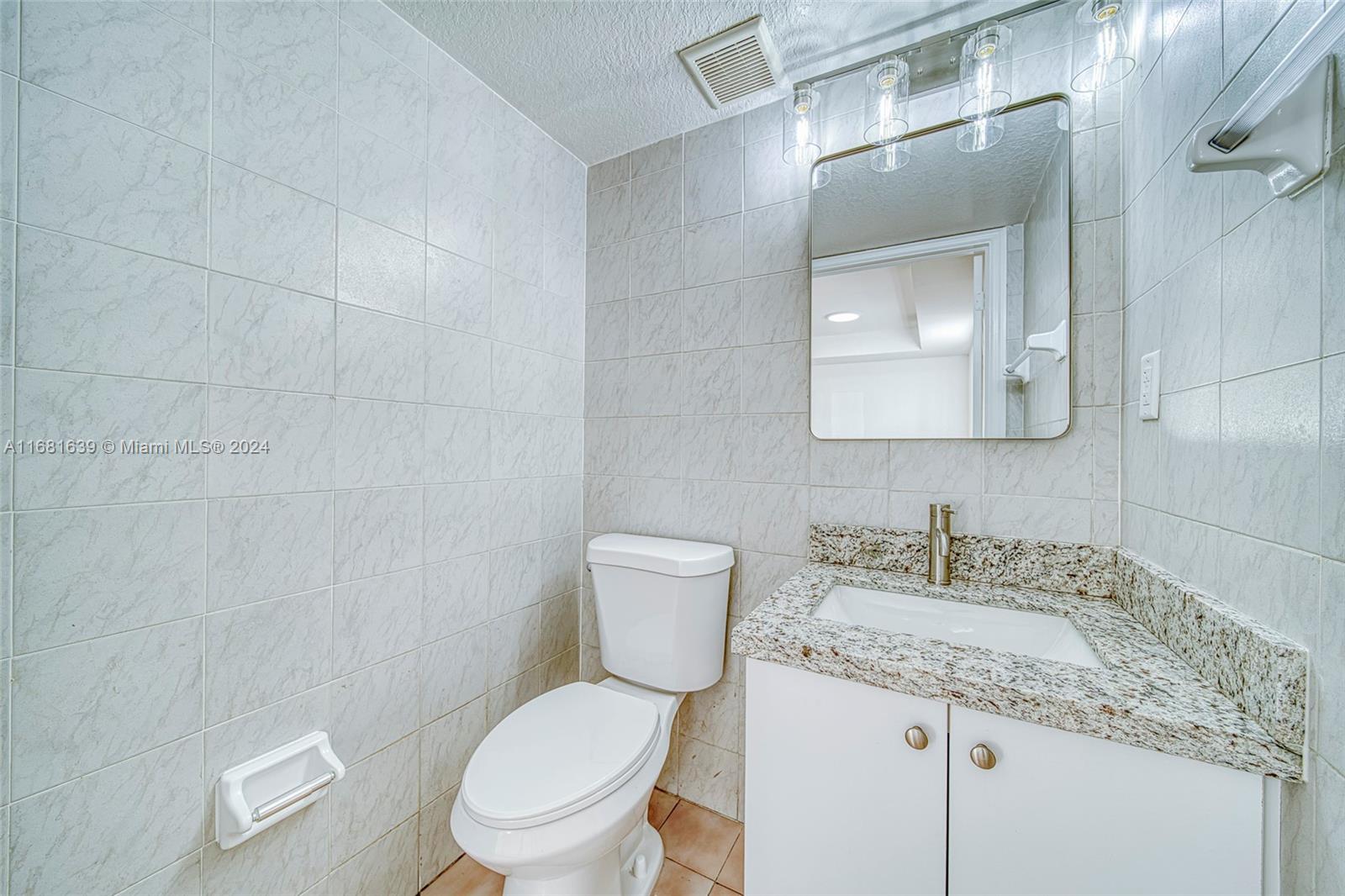 BON AIRE - Residential Lease