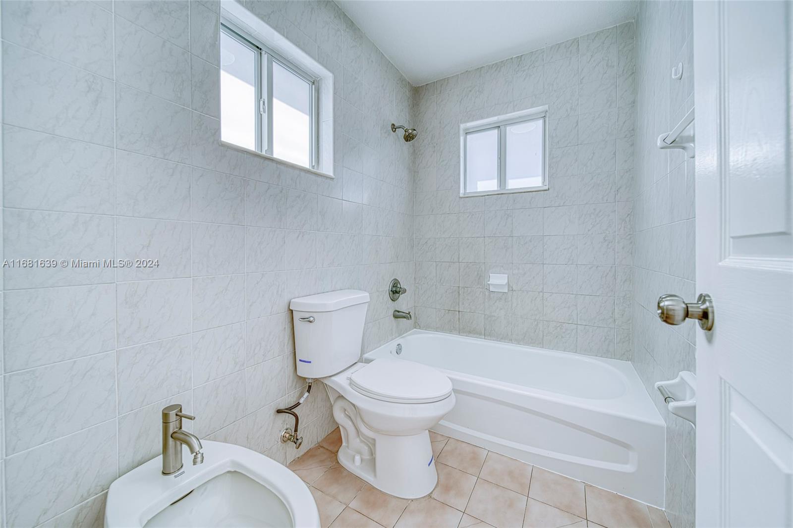BON AIRE - Residential Lease