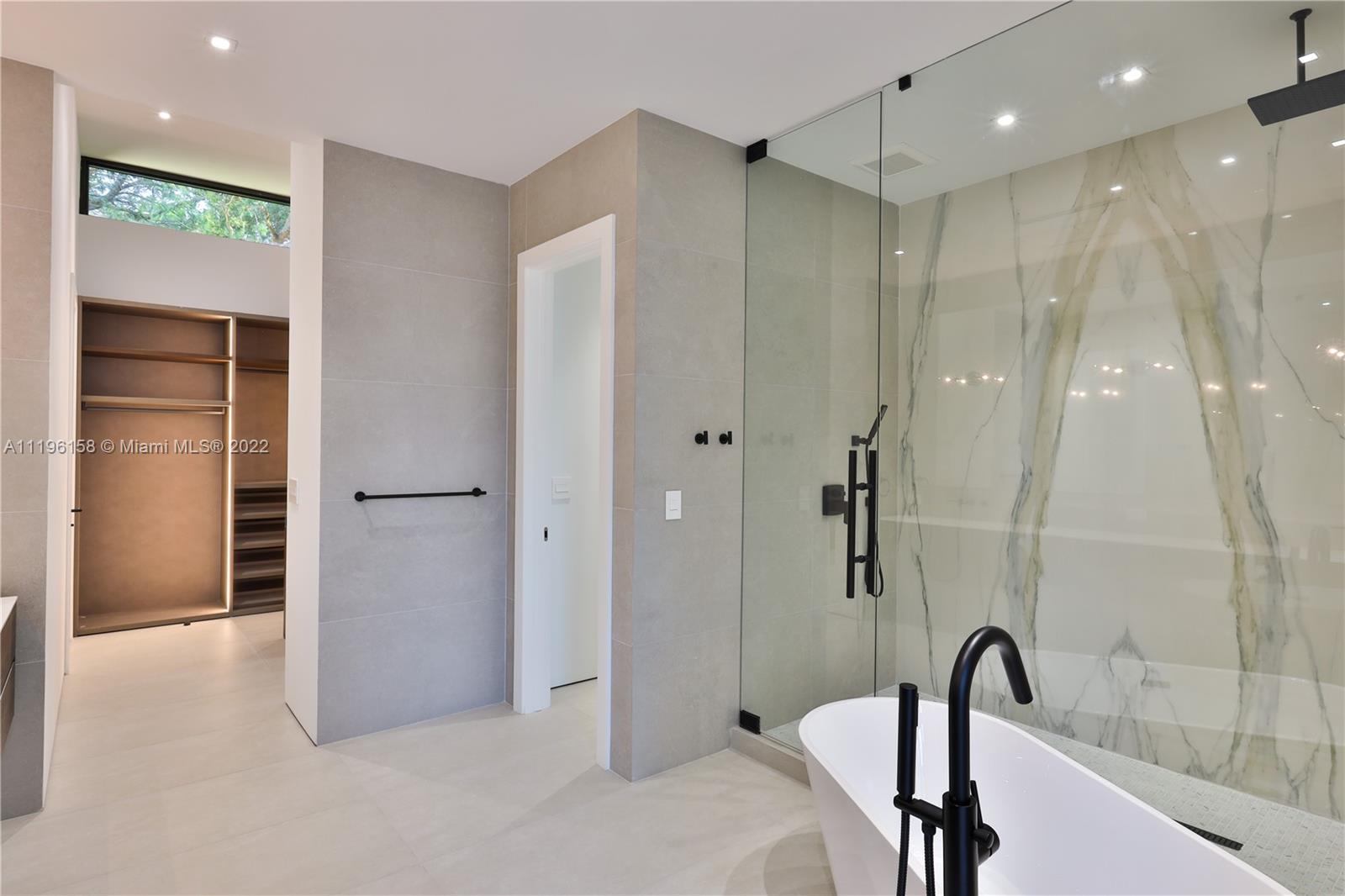 PINE TREE ESTATES - Residential