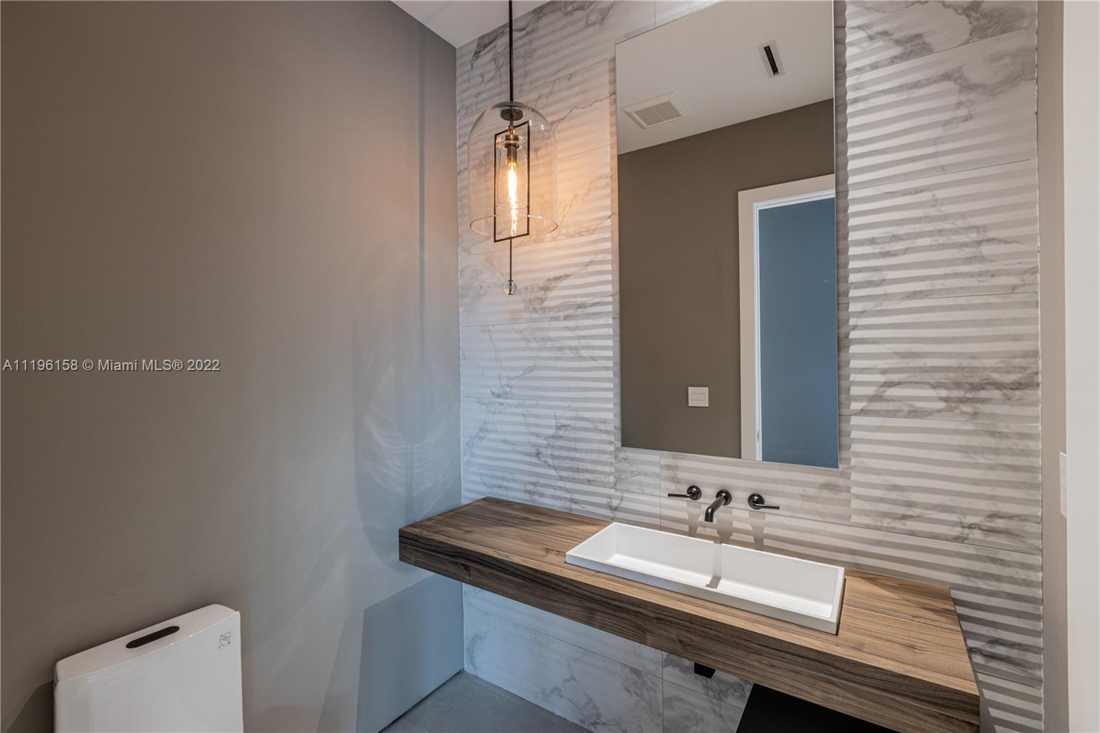 PINE TREE ESTATES - Residential