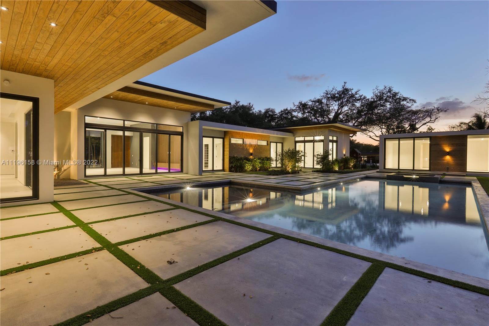 PINE TREE ESTATES - Residential