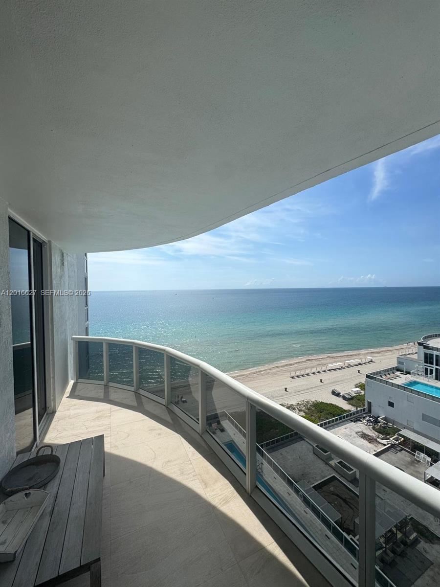 TDR TOWER I CONDO - Residential