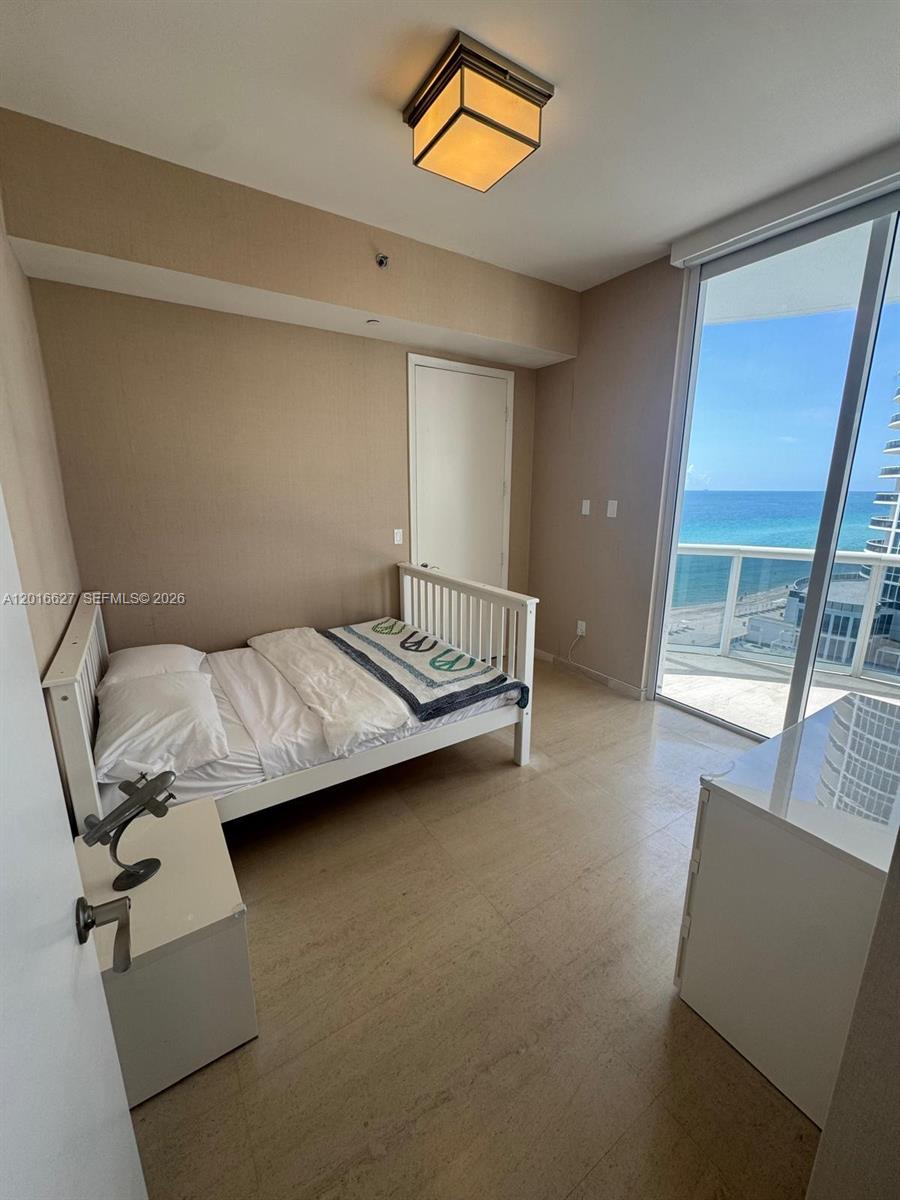 TDR TOWER I CONDO - Residential