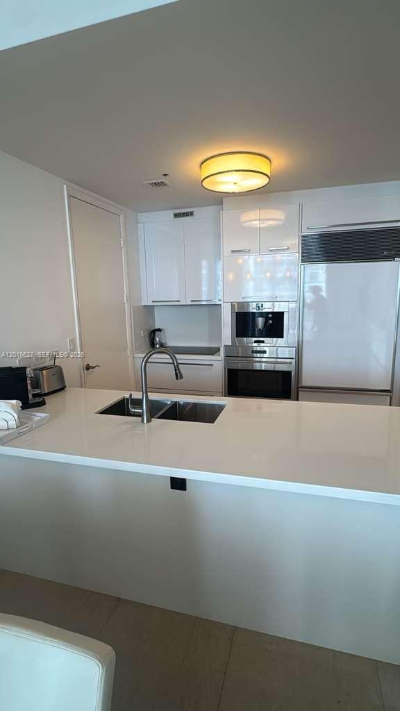 TDR TOWER I CONDO - Residential