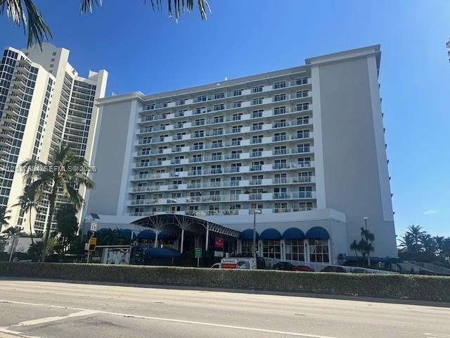 THE AVENTURA BEACH CLUB C - Residential