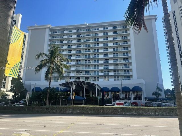 THE AVENTURA BEACH CLUB C - Residential