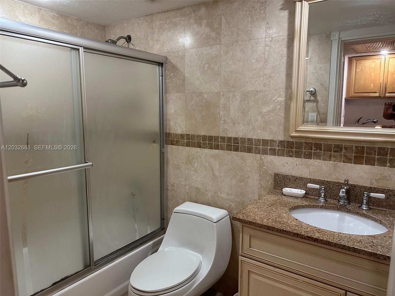 THE AVENTURA BEACH CLUB C - Residential