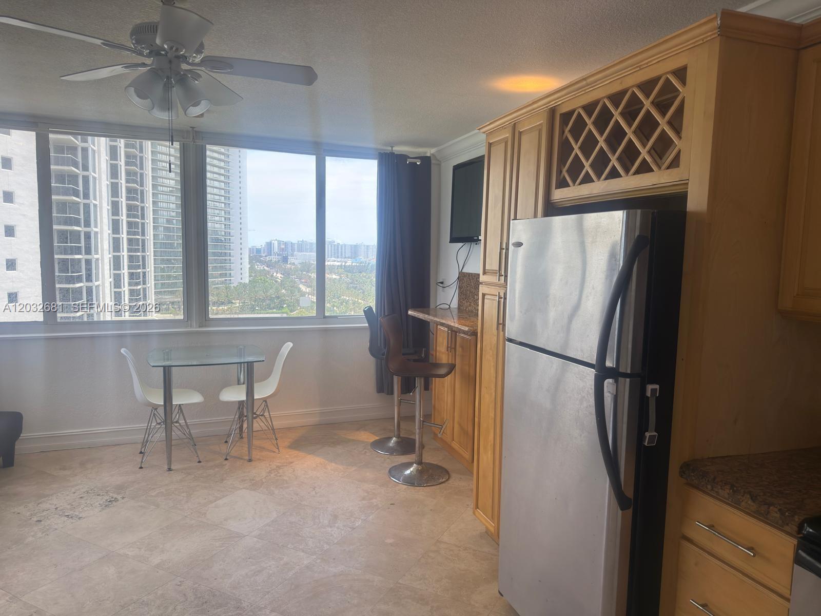 THE AVENTURA BEACH CLUB C - Residential