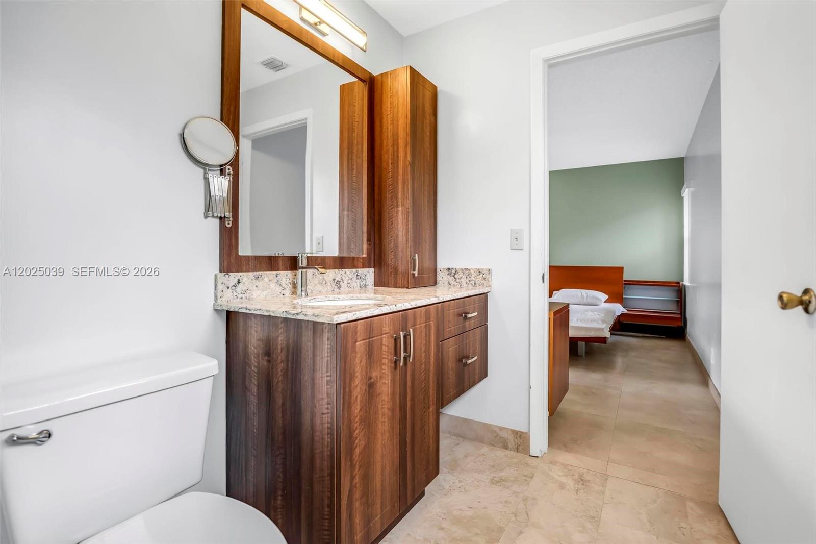 NOB HILL VILLAGE - Residential