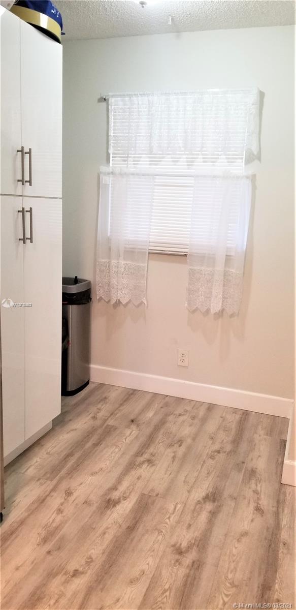 SANDPIPER CONDO - Residential