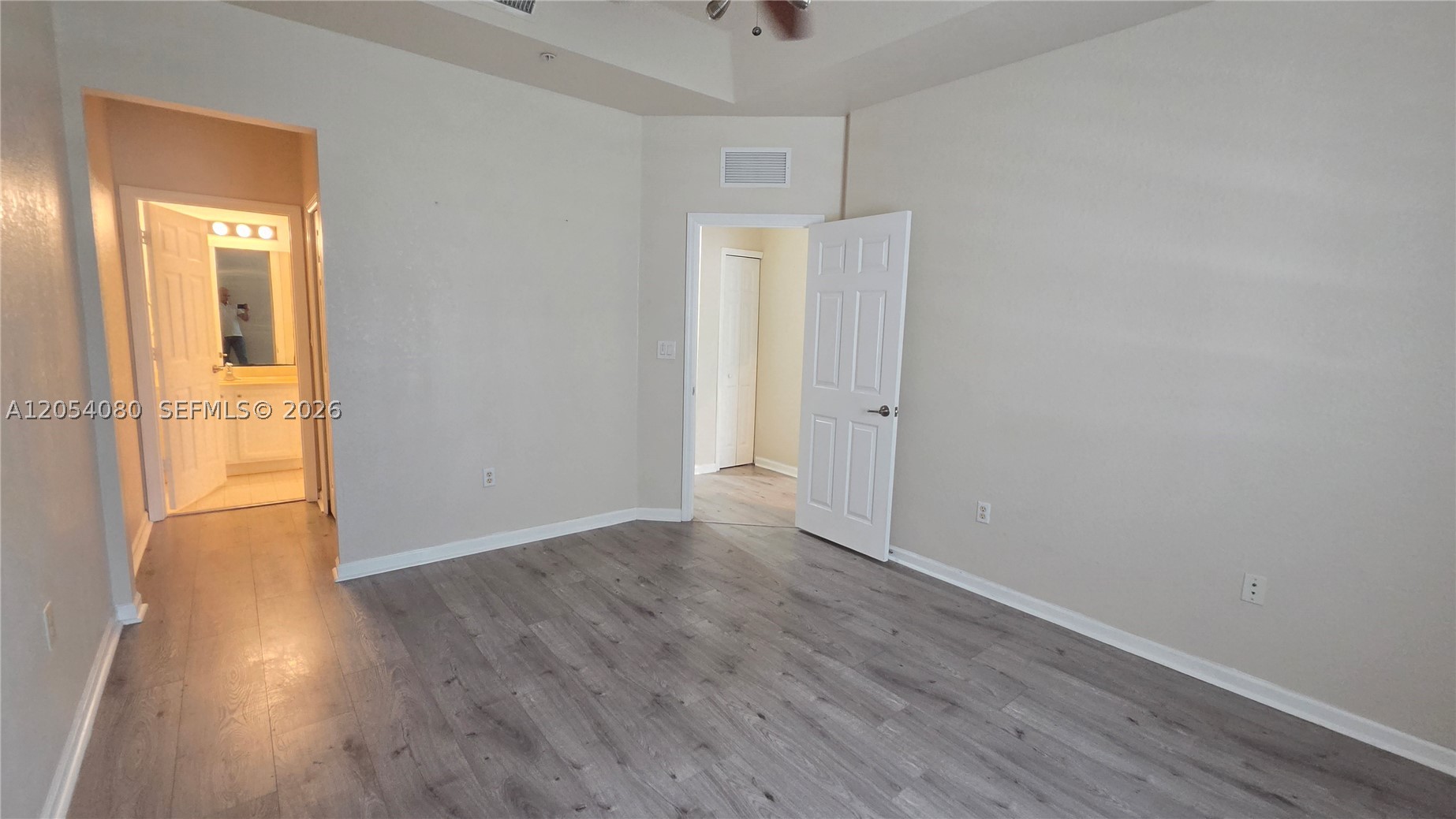 ST MORTIZ AT DORAL CONDO - Residential Lease