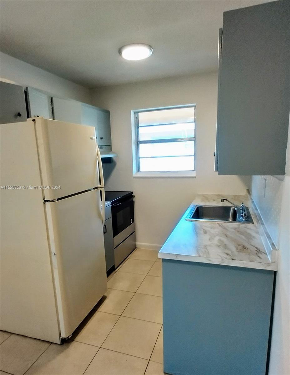 EVERGLADE LAND SALES CO - Residential Lease