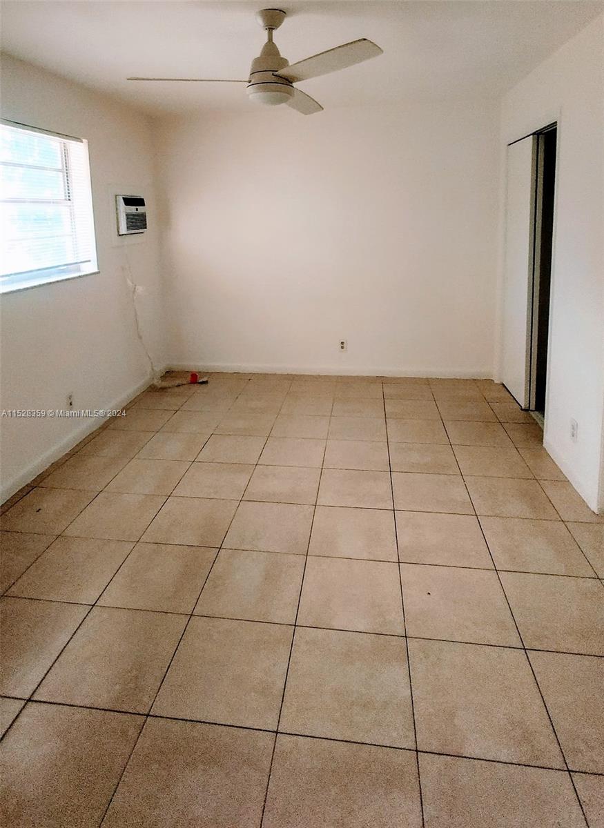 EVERGLADE LAND SALES CO - Residential Lease