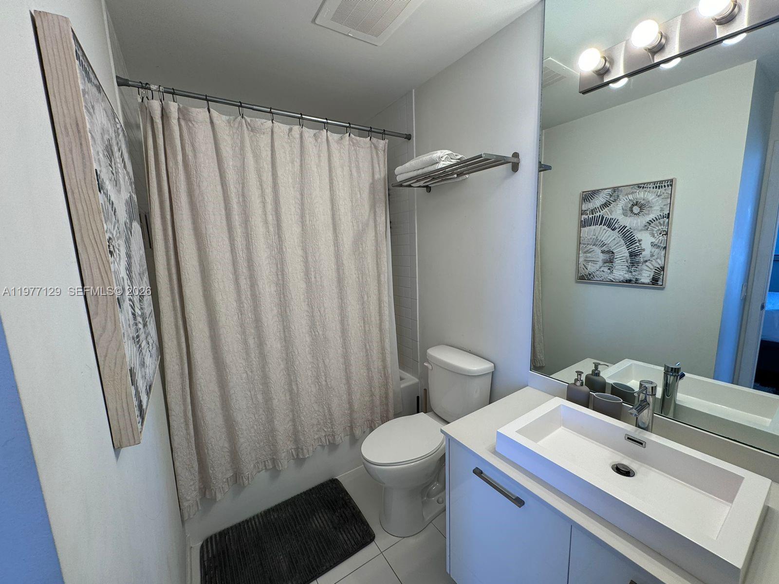 CENTRO CONDO - Residential