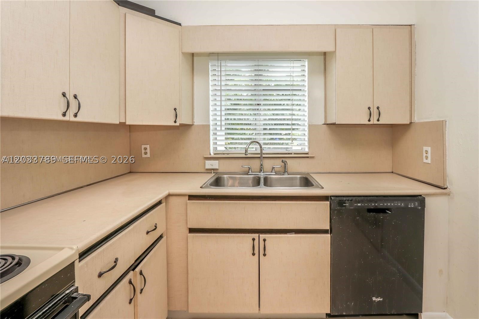 Hollywood South Side Add - Residential Lease