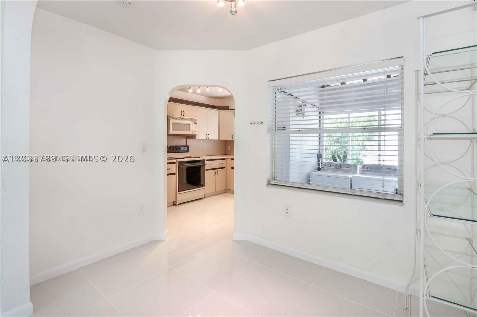 Hollywood South Side Add - Residential Lease