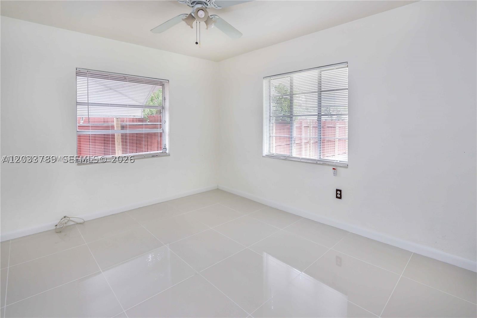 Hollywood South Side Add - Residential Lease