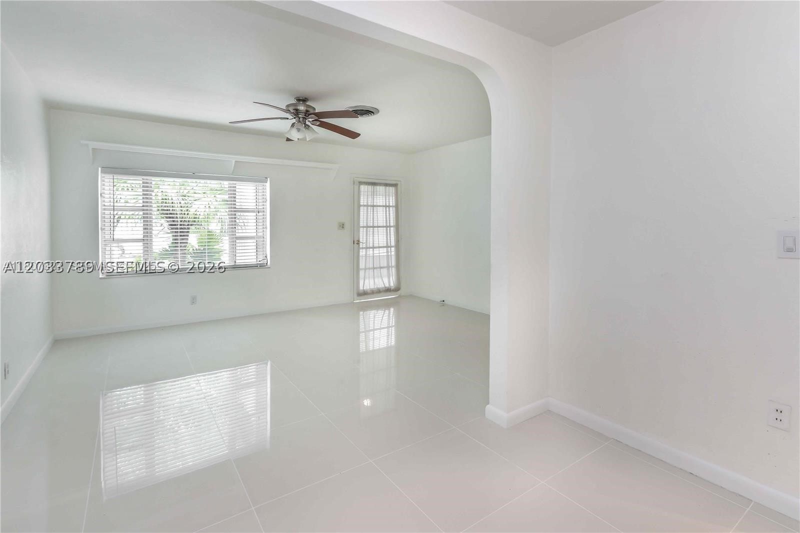 Hollywood South Side Add - Residential Lease
