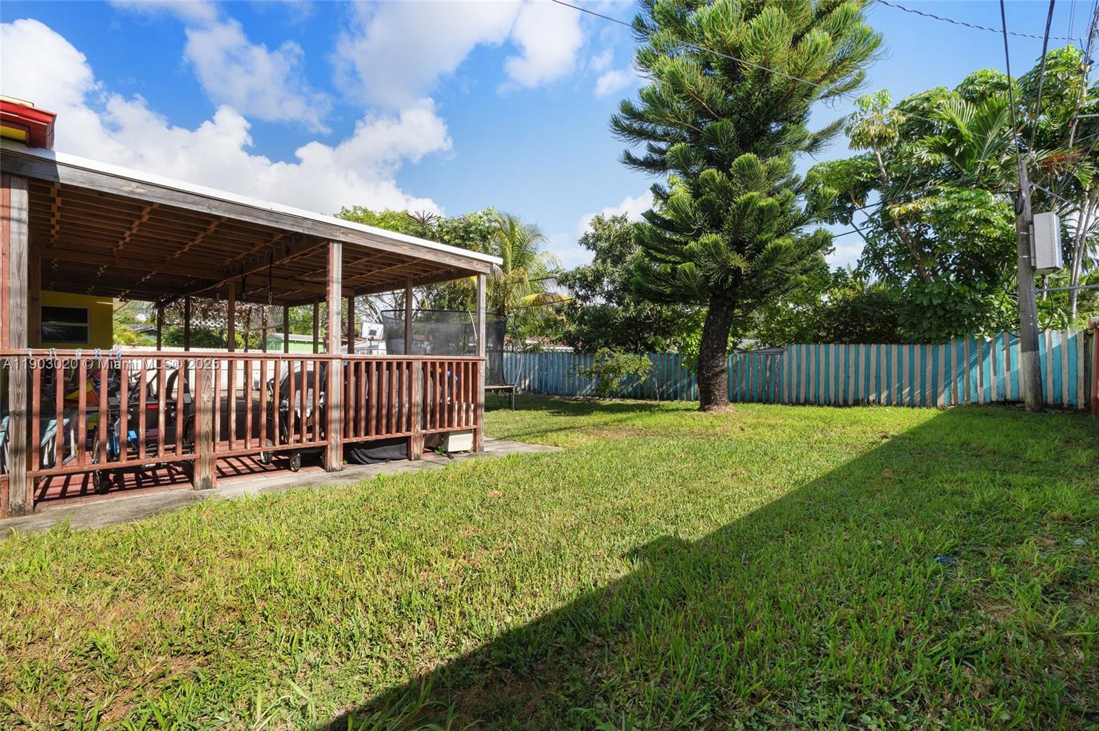 PICKWICK LAKE ESTATES SEC - Residential
