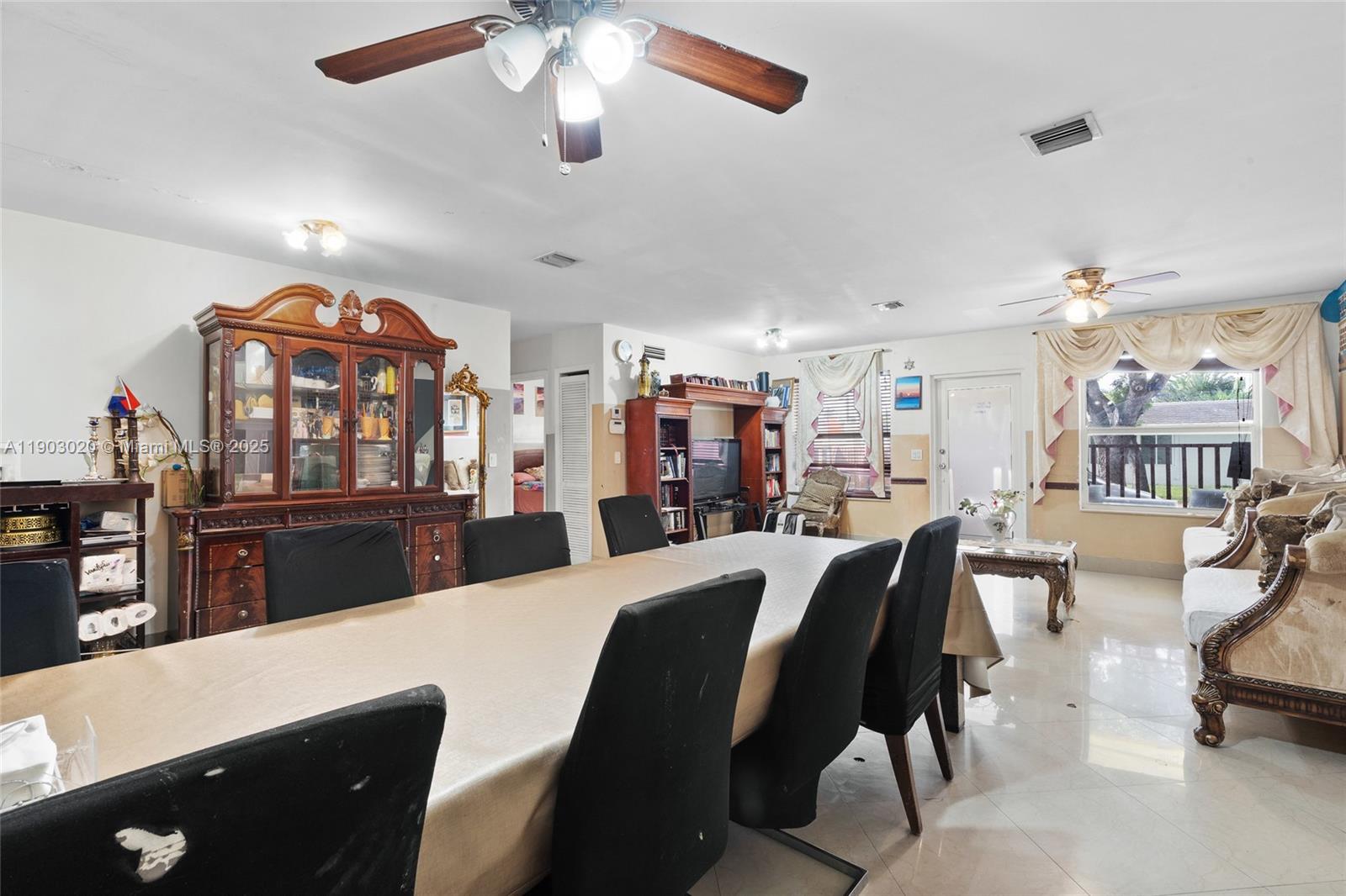 PICKWICK LAKE ESTATES SEC - Residential