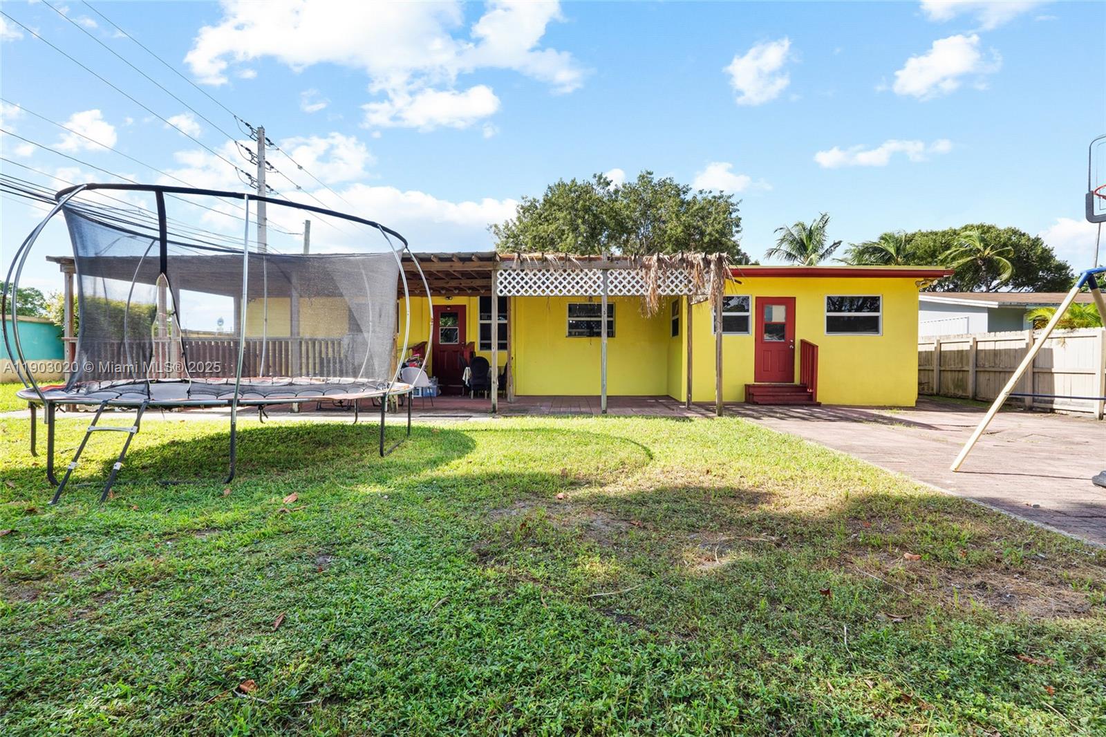 PICKWICK LAKE ESTATES SEC - Residential