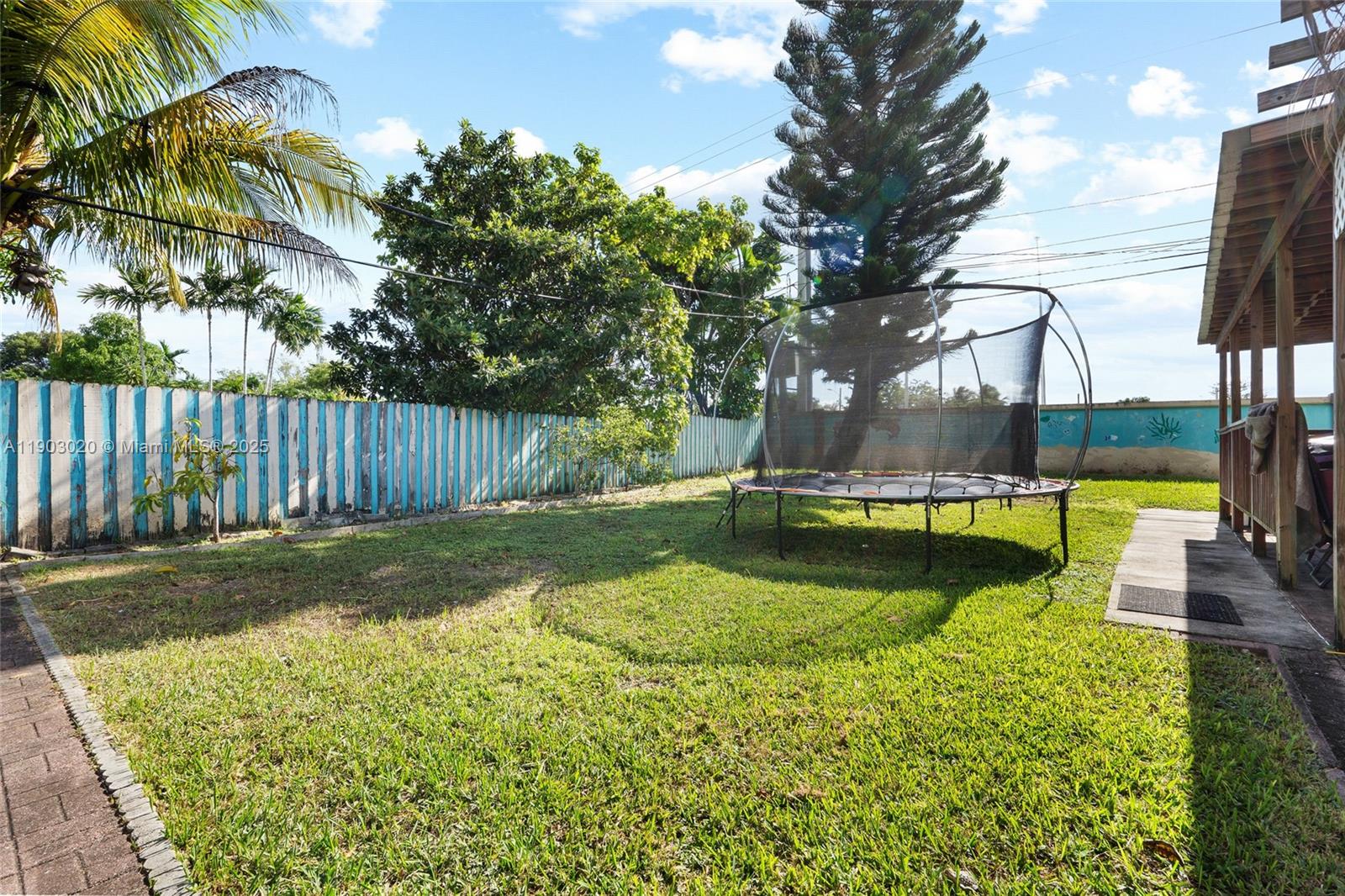 PICKWICK LAKE ESTATES SEC - Residential