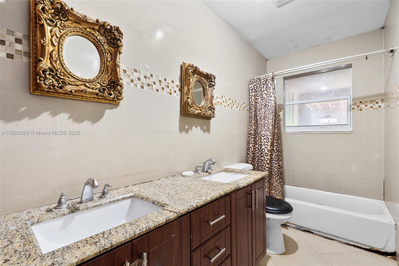 PICKWICK LAKE ESTATES SEC - Residential
