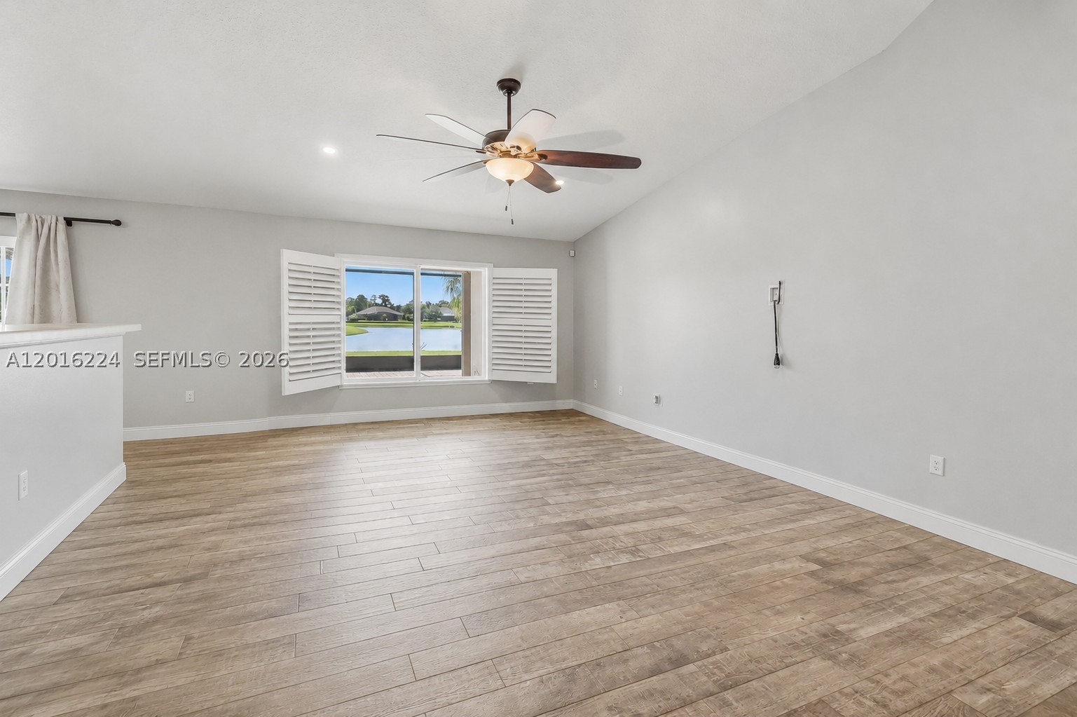 ASHLEY LAKES NORTH - Residential