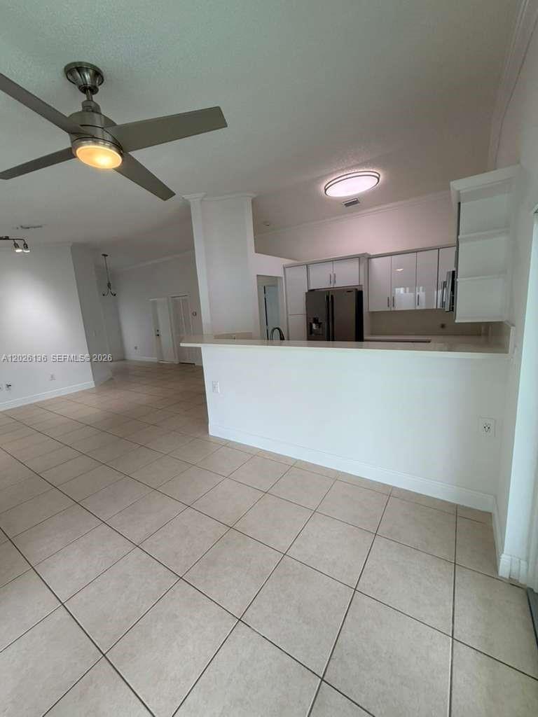 ARISTOTLE SUB PHASE I - Residential Lease