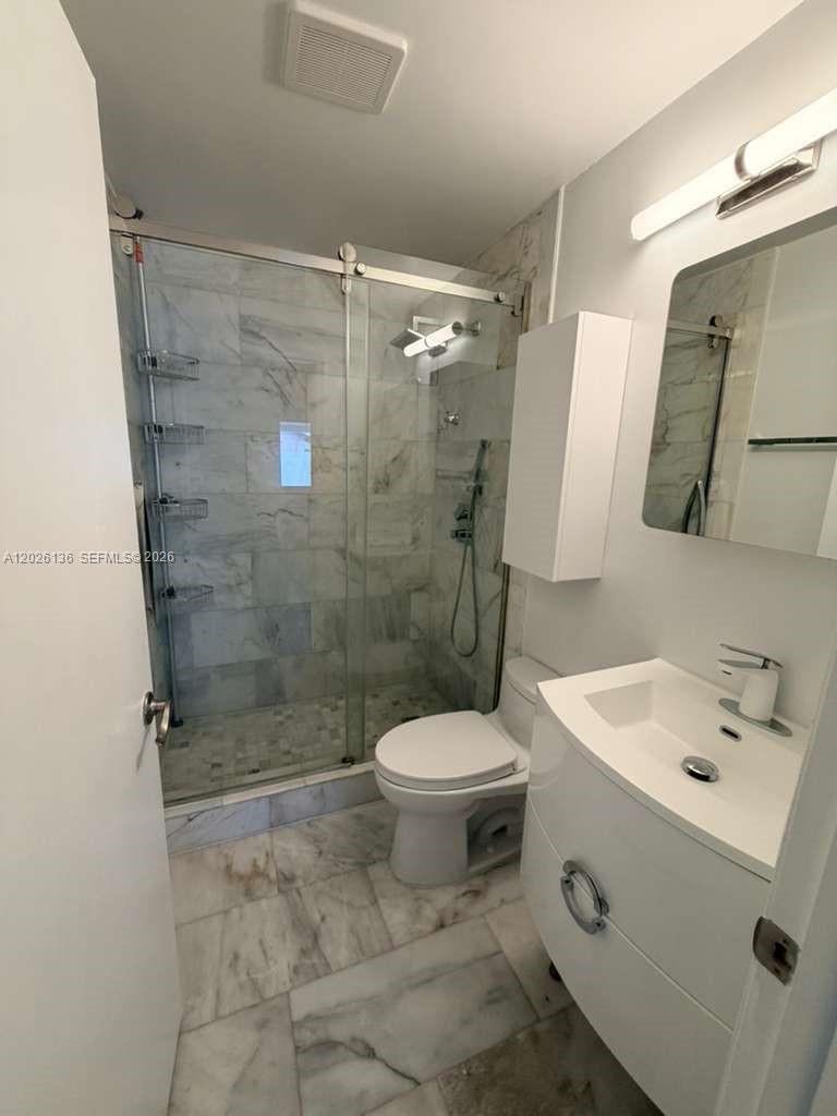 ARISTOTLE SUB PHASE I - Residential Lease