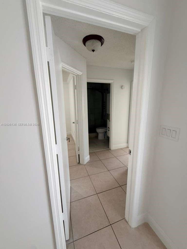 ARISTOTLE SUB PHASE I - Residential Lease