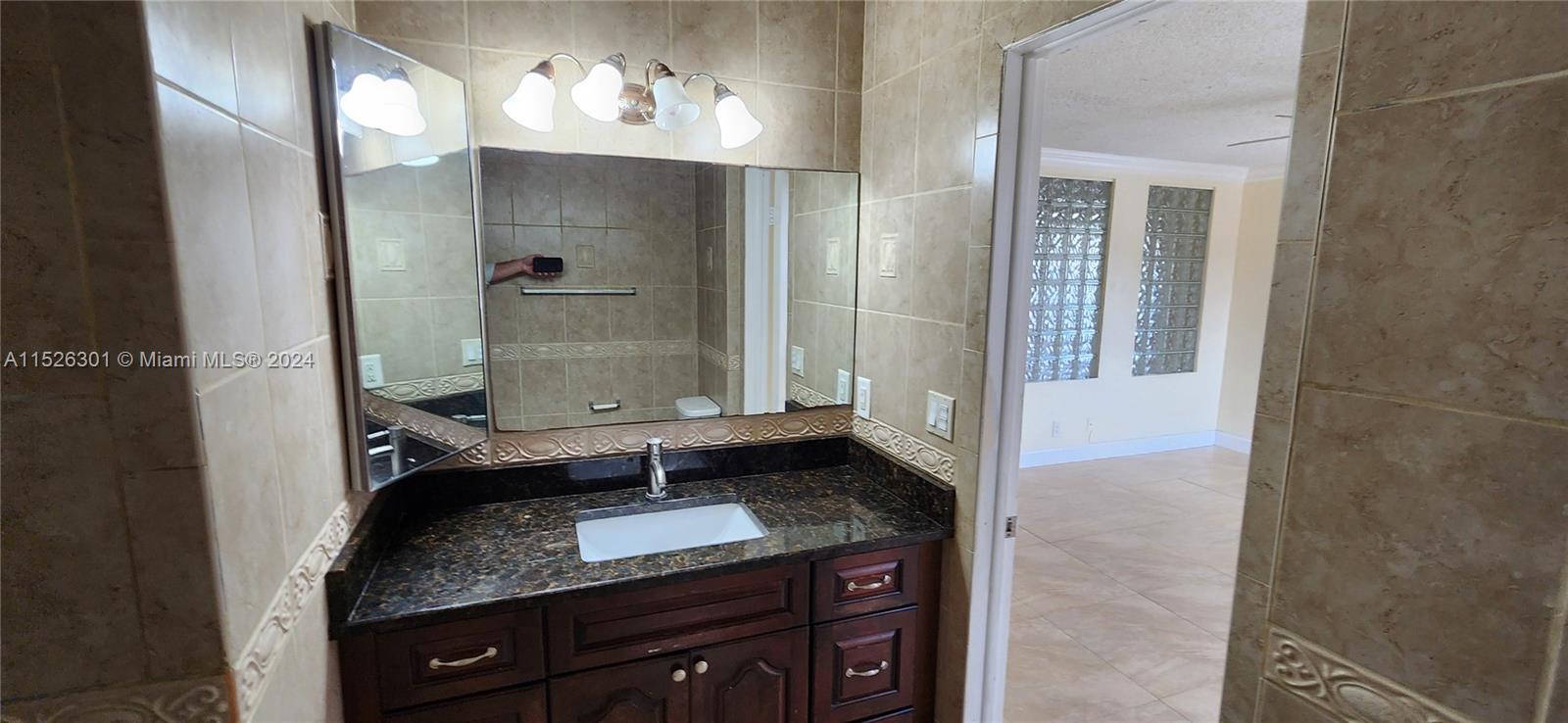 CORAL GARDENS II CONDO - Residential Lease