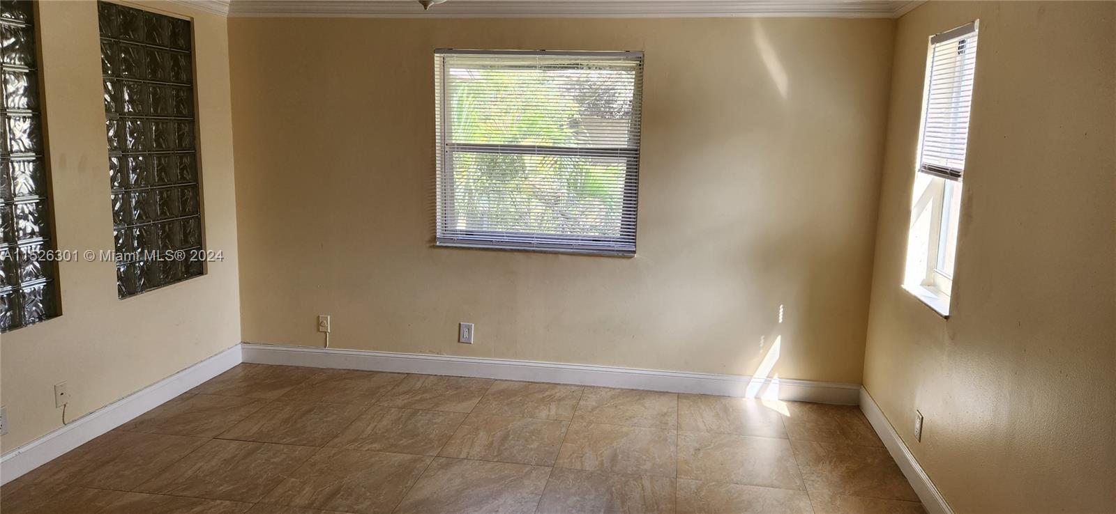 CORAL GARDENS II CONDO - Residential Lease