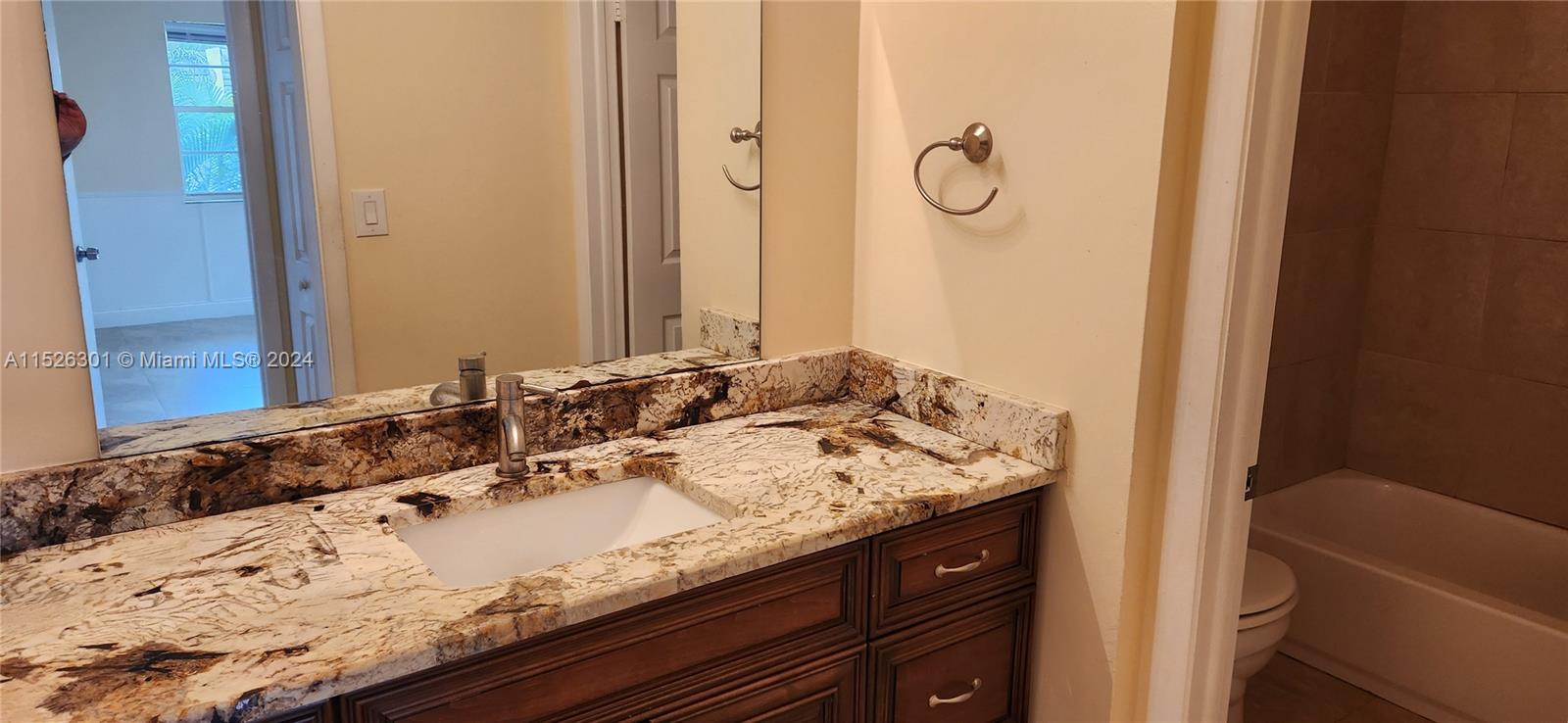 CORAL GARDENS II CONDO - Residential Lease