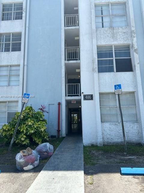 MONTECARLO CONDO - Residential Lease