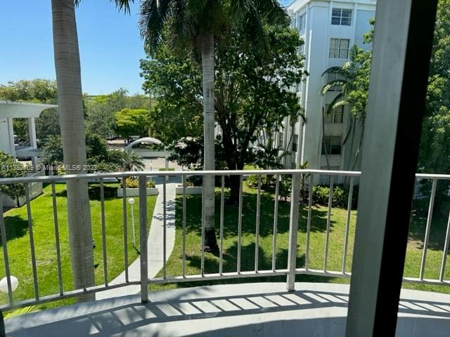 MONTECARLO CONDO - Residential Lease