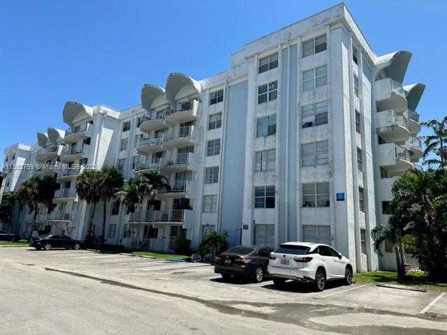 MONTECARLO CONDO - Residential Lease